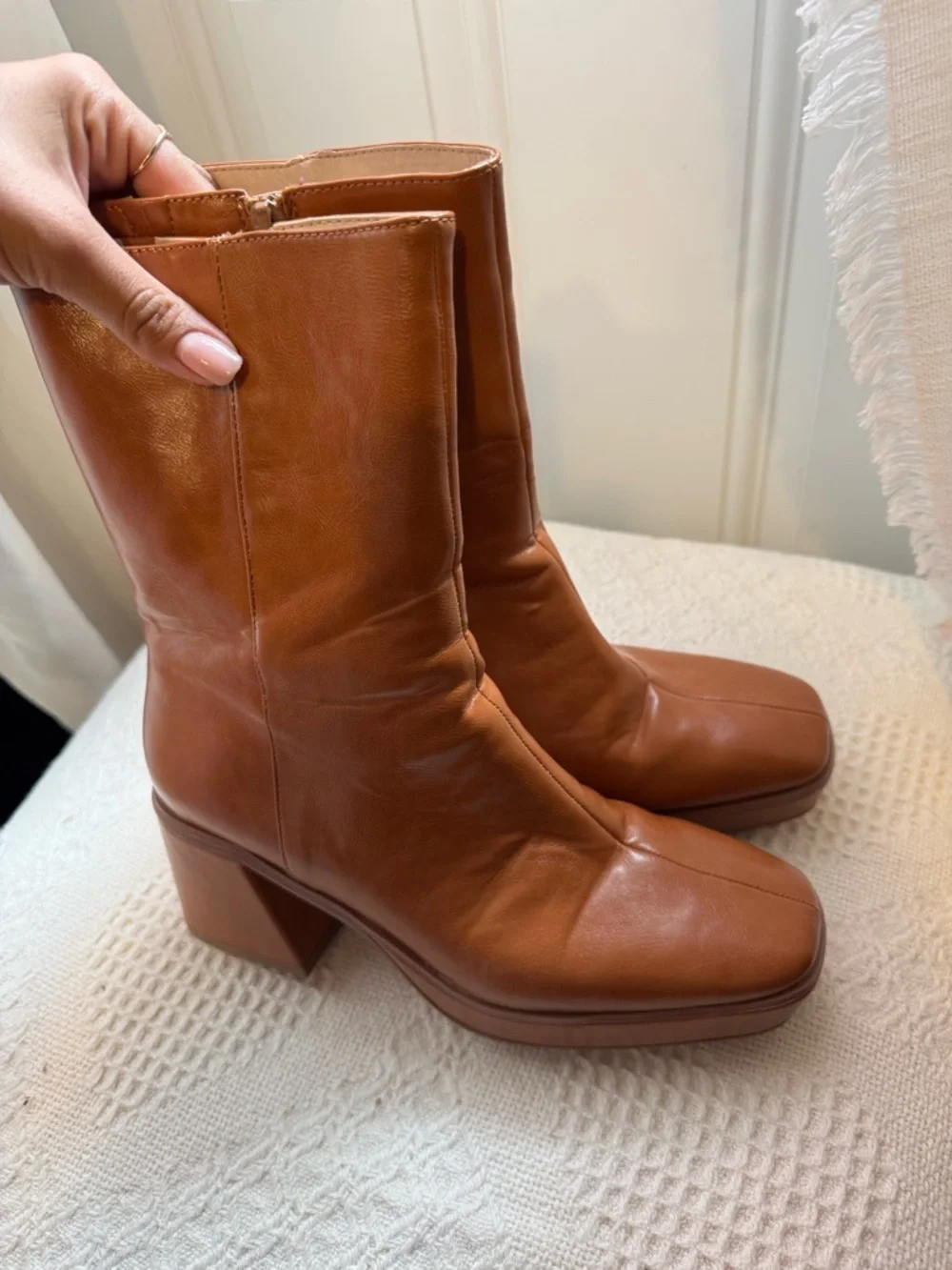 Urban Outfitter Chestnut Platform Boots - Picture 6 of 8